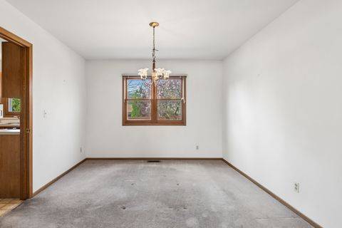 Tiny photo for 418 Churchill Court, Batavia, IL 60510 (MLS # 12578183)