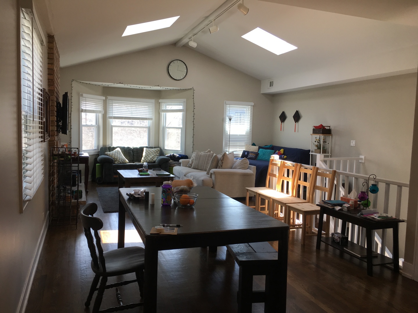 1212 W HENDERSON Street 3