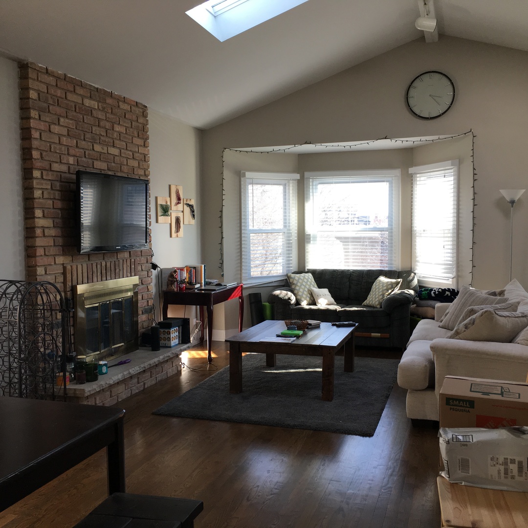 1212 W HENDERSON Street 3