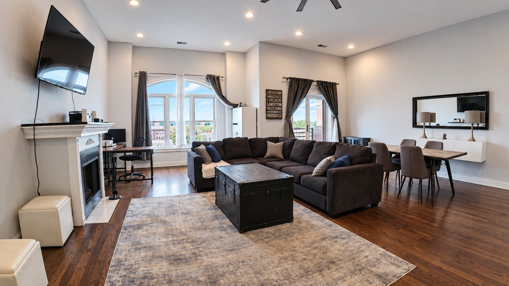 125 S Western Avenue 4