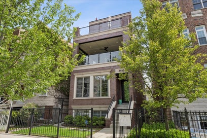 3929 N Greenview Avenue 3 Chicago IL 60613