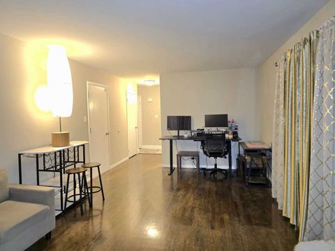 Tiny photo for 3006 Buttonwood Walk, Hazel Crest, IL 60429 (MLS # 12592788)