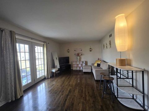 Tiny photo for 3006 Buttonwood Walk, Hazel Crest, IL 60429 (MLS # 12592788)