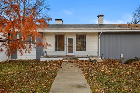 Tiny photo for 301 G H Baker Drive, Urbana, IL 61801 (MLS # 12462019)