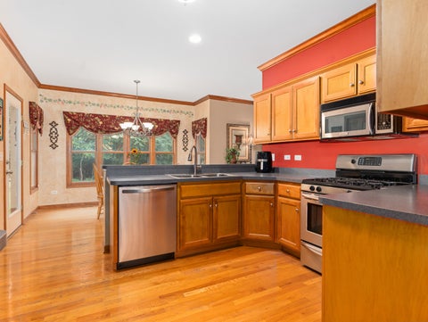 Tiny photo for 707 Evergreen Lane, Sugar Grove, IL 60554 (MLS # 12738123)
