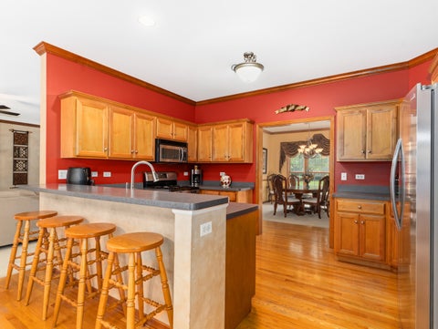 Tiny photo for 707 Evergreen Lane, Sugar Grove, IL 60554 (MLS # 12738123)