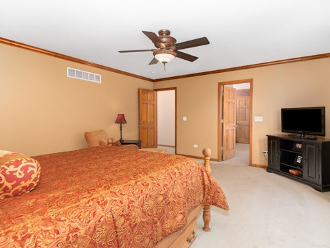 Tiny photo for 707 Evergreen Lane, Sugar Grove, IL 60554 (MLS # 12738123)
