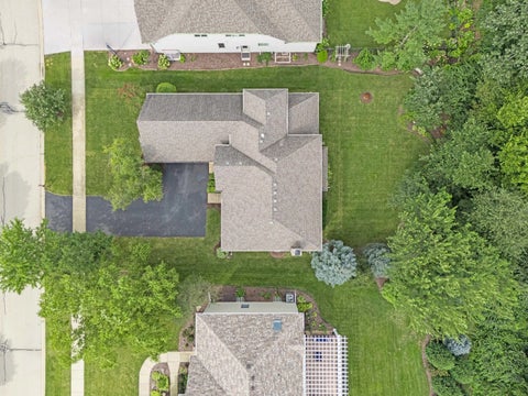 Tiny photo for 707 Evergreen Lane, Sugar Grove, IL 60554 (MLS # 12738123)