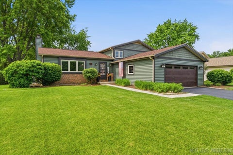 Tiny photo for 738 Bernadette Lane, Batavia, IL 60510 (MLS # 12649698)