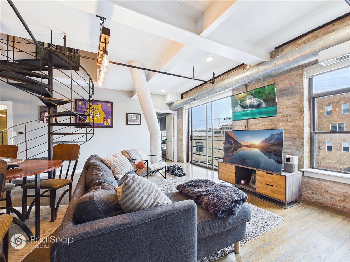 2221 N Lister Avenue 3C