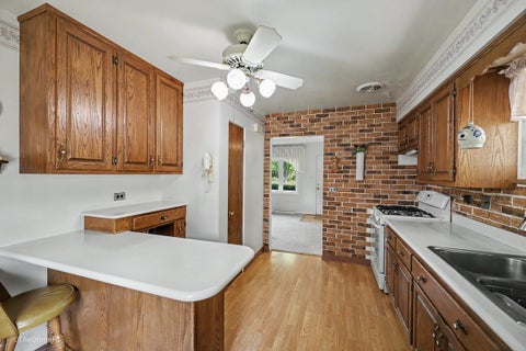 Tiny photo for 1006 Arbor Avenue, Wheaton, IL 60189 (MLS # 12787452)