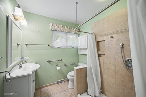 Tiny photo for 1006 Arbor Avenue, Wheaton, IL 60189 (MLS # 12787452)