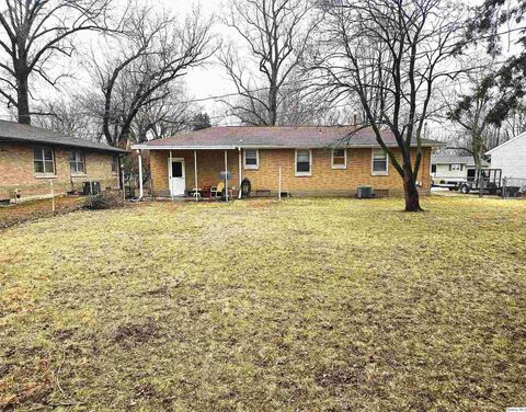 Tiny photo for 2025 W Hilltop Drive, Quincy, IL 62305 (MLS # 12584873)