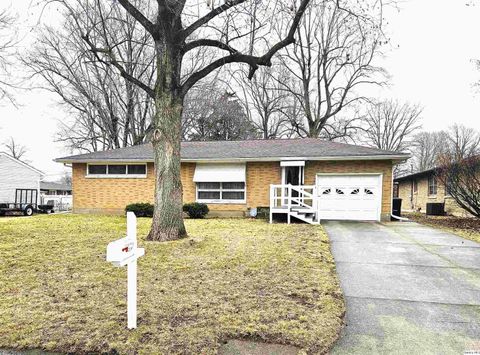 Tiny photo for 2025 W Hilltop Drive, Quincy, IL 62305 (MLS # 12584873)