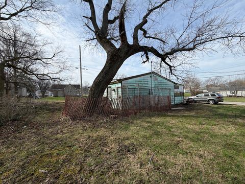 Tiny photo for 538 N Austin Street, Paris, IL 61944 (MLS # 12591987)