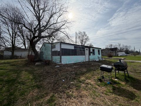 Tiny photo for 538 N Austin Street, Paris, IL 61944 (MLS # 12591987)