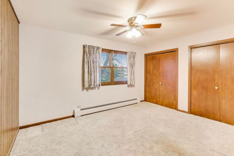 Tiny photo for 1040 S Linneman Road, Mount Prospect, IL 60056 (MLS # 12517226)