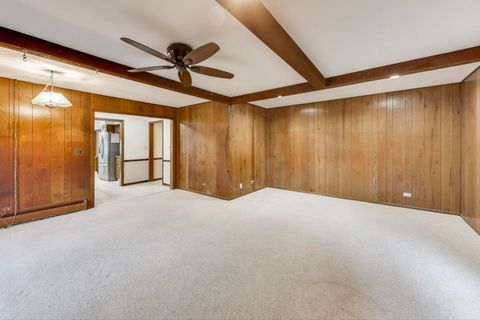 Tiny photo for 1040 S Linneman Road, Mount Prospect, IL 60056 (MLS # 12517226)