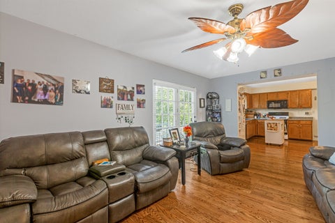 Tiny photo for 1898 McRae Lane, Mundelein, IL 60060 (MLS # 12760174)