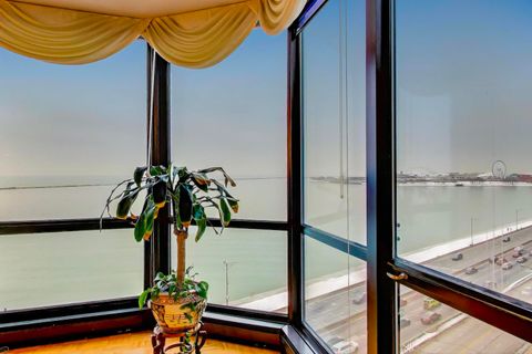 Tiny photo for 990 N Lake Shore Drive #9A, Chicago, IL 60611 (MLS # 12518805)