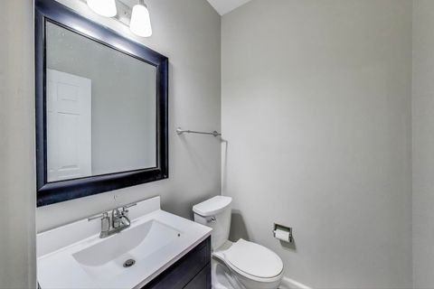 Tiny photo for 2546 Capitol Avenue, Aurora, IL 60503 (MLS # 12439114)