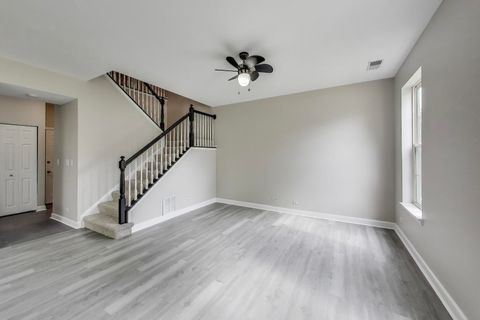 Tiny photo for 2546 Capitol Avenue, Aurora, IL 60503 (MLS # 12439114)