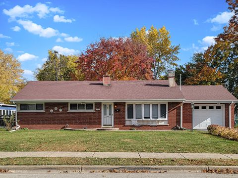 Photo of 203 Hill Avenue, North Aurora, IL 60542 (MLS # 12509272)