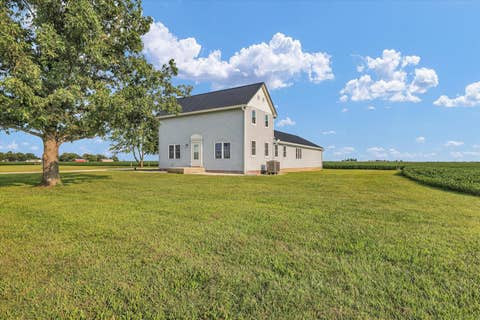 Tiny photo for 2055 County Road 2500 Road, Thomasboro, IL 61878 (MLS # 12708929)