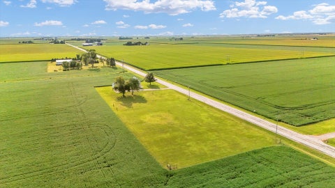 Tiny photo for 2055 County Road 2500 Road, Thomasboro, IL 61878 (MLS # 12708929)
