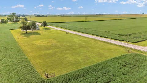 Tiny photo for 2055 County Road 2500 Road, Thomasboro, IL 61878 (MLS # 12708929)