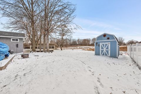 Tiny photo for 390 S Garden Avenue, Roselle, IL 60172 (MLS # 12548785)