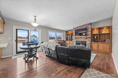 Tiny photo for 390 S Garden Avenue, Roselle, IL 60172 (MLS # 12548785)