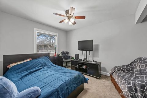 Tiny photo for 390 S Garden Avenue, Roselle, IL 60172 (MLS # 12548785)