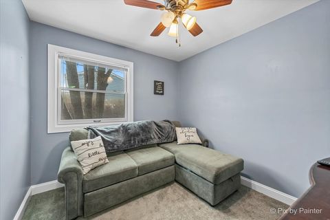 Tiny photo for 390 S Garden Avenue, Roselle, IL 60172 (MLS # 12548785)