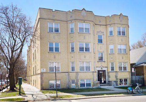 Photo of 1937 W Granville Avenue #1-A GE, Chicago, IL 60660 (MLS # 12481298)