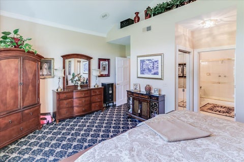 Tiny photo for 8 Canterbury Court, Lake In The Hills, IL 60156 (MLS # 12712784)