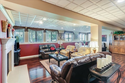 Tiny photo for 8 Canterbury Court, Lake In The Hills, IL 60156 (MLS # 12712784)