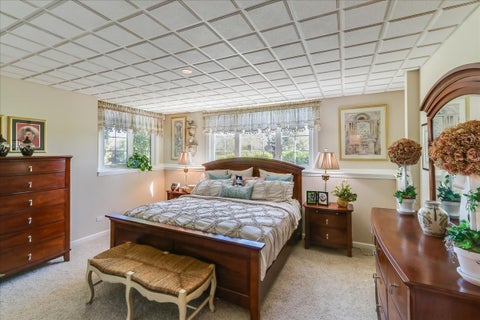 Tiny photo for 8 Canterbury Court, Lake In The Hills, IL 60156 (MLS # 12712784)