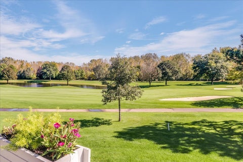 Tiny photo for 8 Canterbury Court, Lake In The Hills, IL 60156 (MLS # 12712784)
