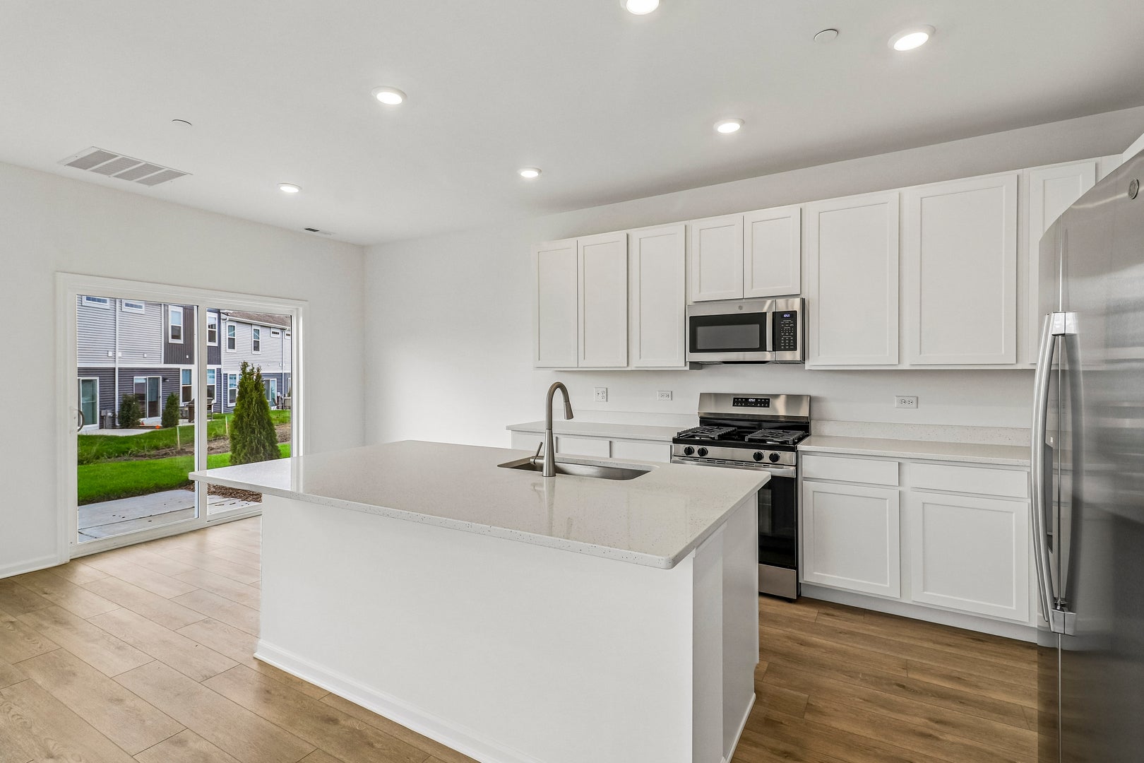 649 Cassia Court