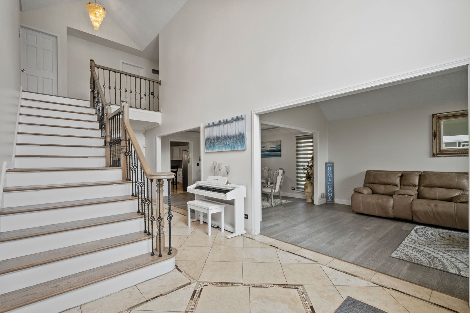 1542 WOODCREEK Trail