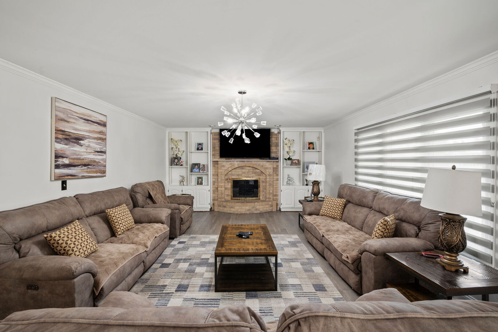 1542 WOODCREEK Trail