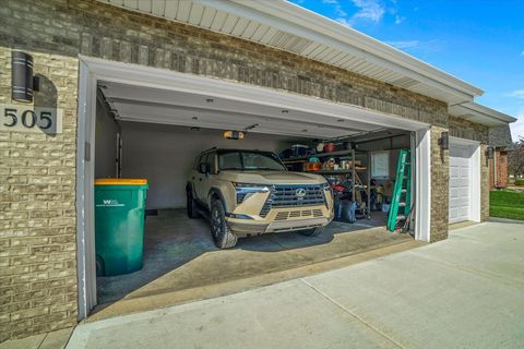 Tiny photo for 505 Cambridge Lane, Shorewood, IL 60404 (MLS # 12607127)