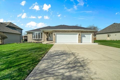 Tiny photo for 505 Cambridge Lane, Shorewood, IL 60404 (MLS # 12607127)