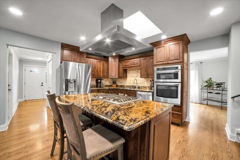 Tiny photo for 505 Cambridge Lane, Shorewood, IL 60404 (MLS # 12607127)