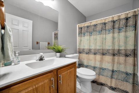 Tiny photo for 505 Cambridge Lane, Shorewood, IL 60404 (MLS # 12607127)
