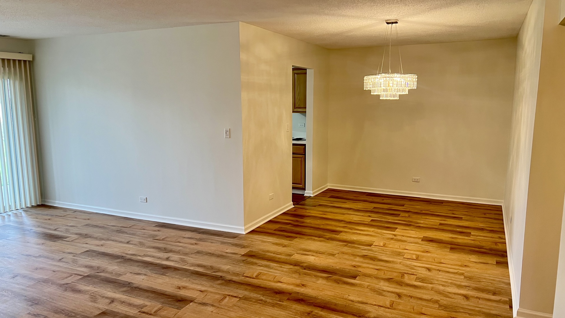 36 W Fern Court 117B