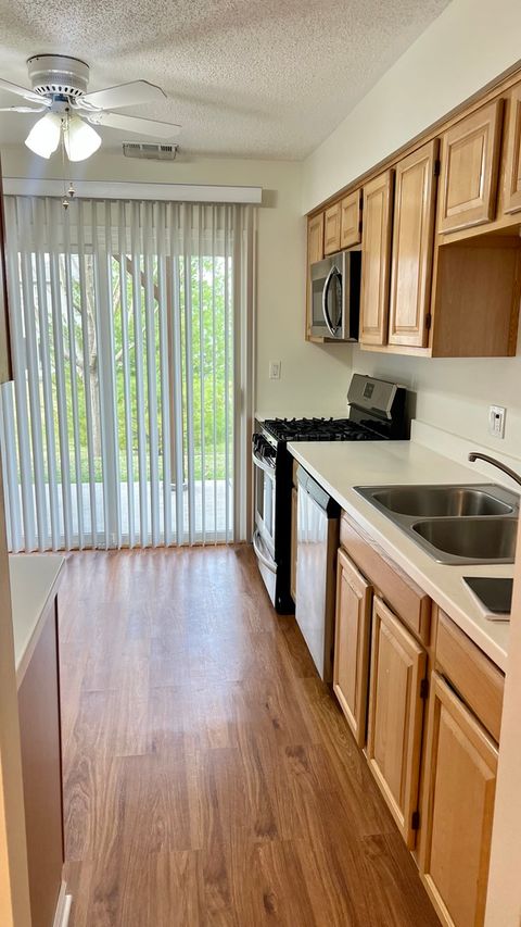 Tiny photo for 36 W Fern Court #117B, Palatine, IL 60067 (MLS # 12601906)