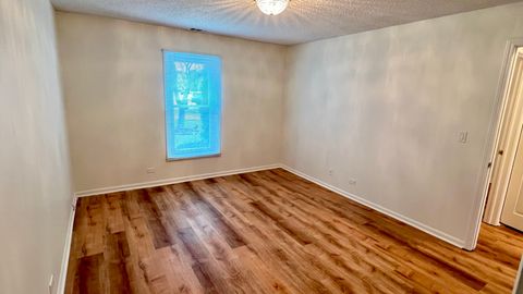 Tiny photo for 36 W Fern Court #117B, Palatine, IL 60067 (MLS # 12601906)