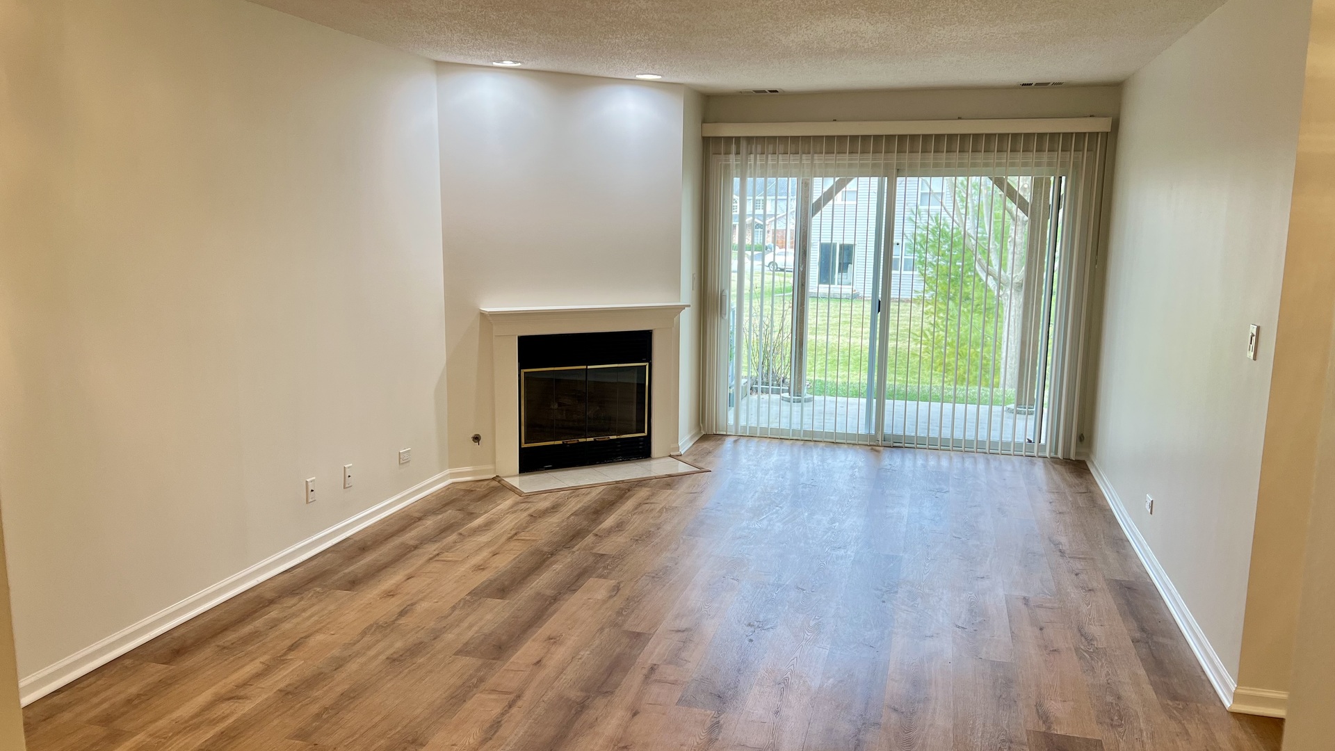 36 W Fern Court 117B